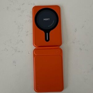 Snap Phone Tripod Wallet MOVAS™ - MagSafe Compatible